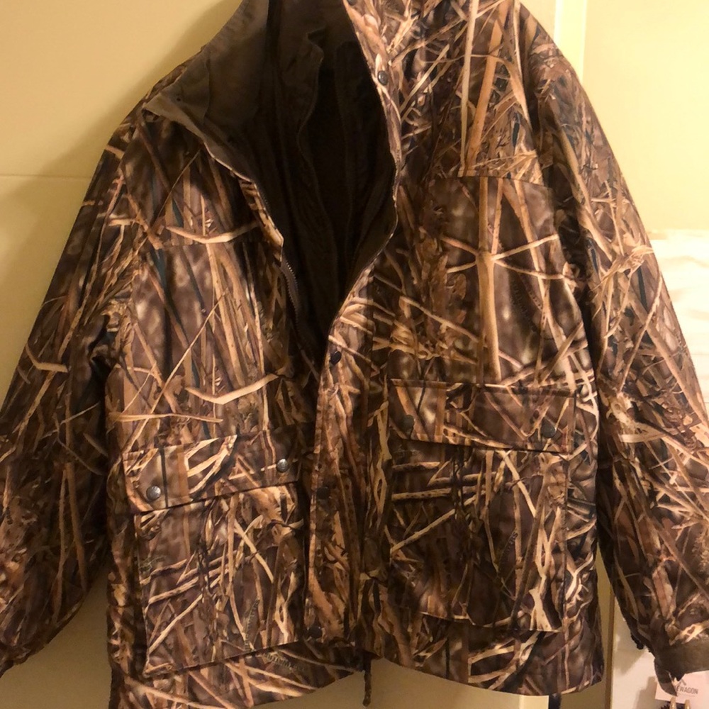 A.G.O fully insulated duck jacket